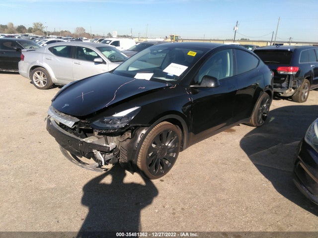 Tesla Model Y 2022 7SAYGDEF0NF541855 Image 2