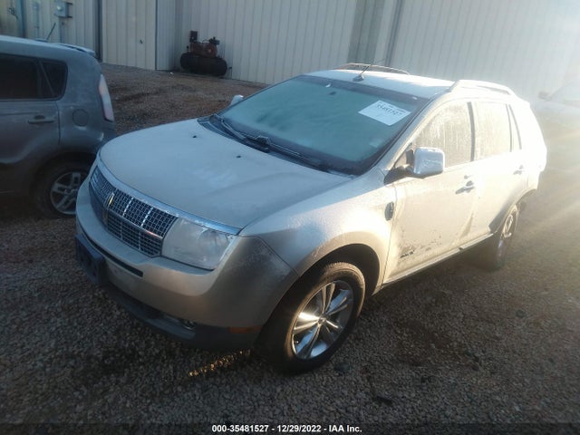 Lincoln MKX 2010 2LMDJ8JC9ABJ32924 Image 2