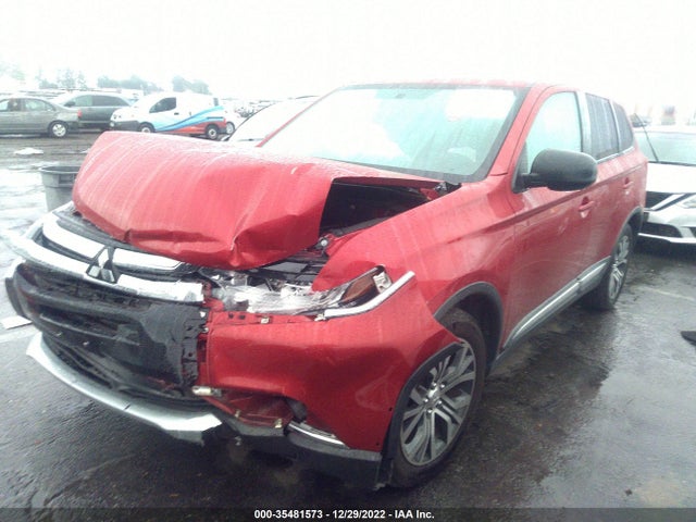 JA4AD2A37JZ040774 Mitsubishi Outlander Es