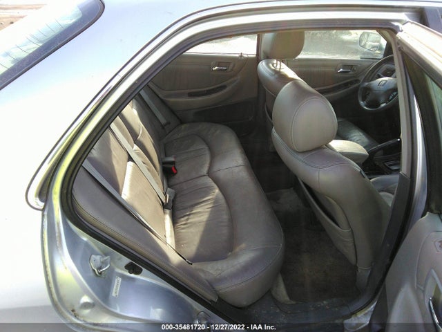 2002 HONDA ACCORD SDN EX W/LEATHER VIN: 1HGCG165X2A024371