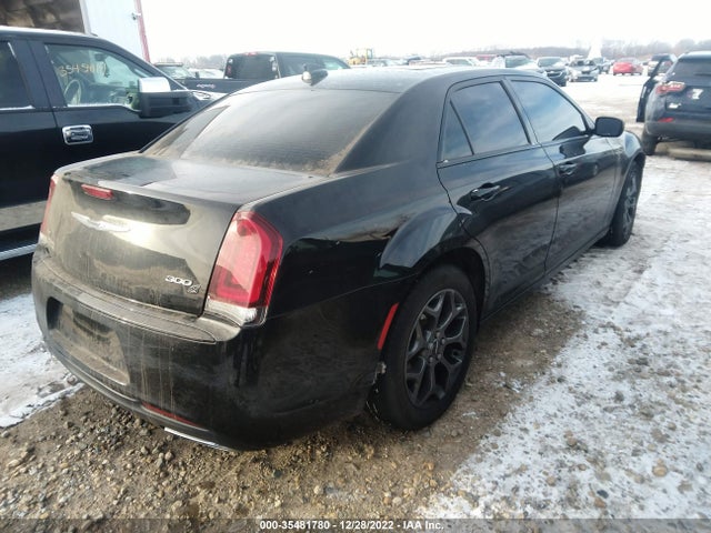 2017 Chrysler 300, VIN: 2C3CCAGG8HH607692