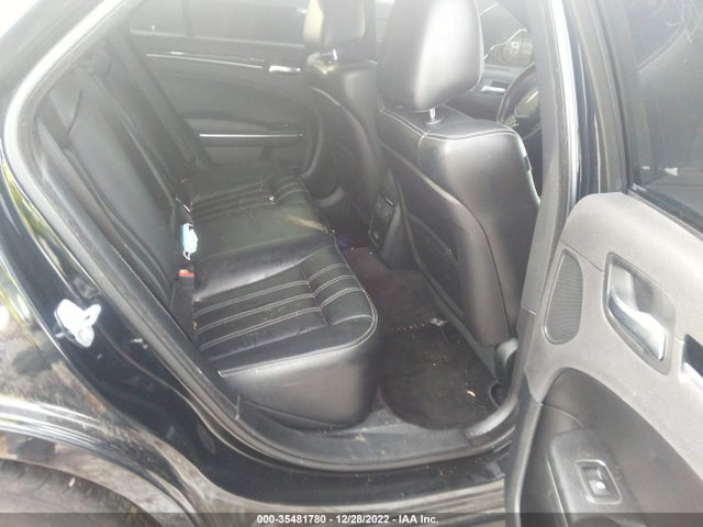 2017 Chrysler 300, VIN: 2C3CCAGG8HH607692