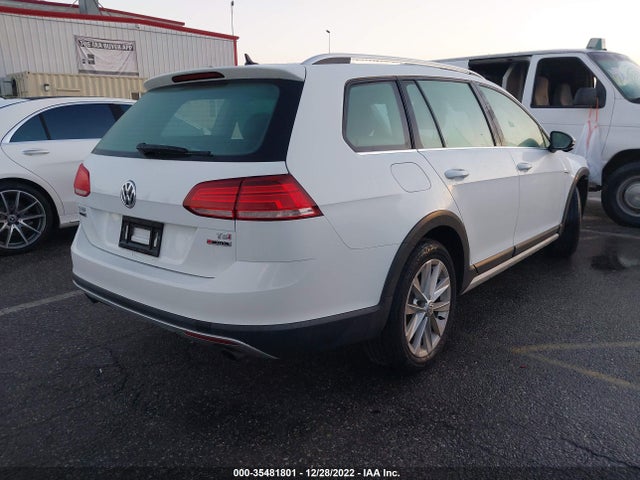 2018 Volkswagen Golf, VIN: 3VWH17AU7JM756060