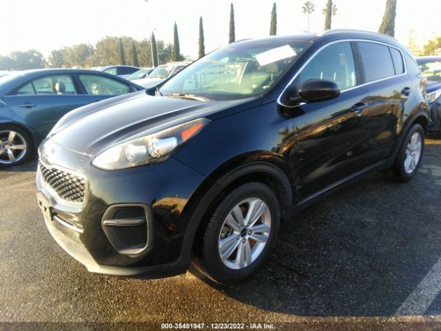 KNDPM3AC8J7388715 KIA Sportage Lx
