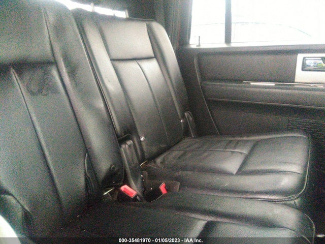 2015 Ford Expedition, VIN: 1FMJK1JT9FEF45327