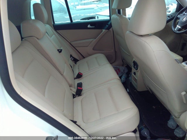 2017 Volkswagen Tiguan, VIN: WVGRV7AX3HK011728