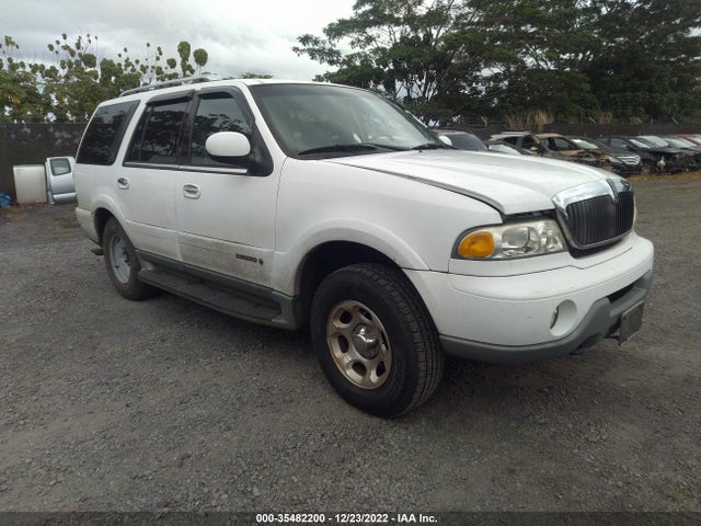Lincoln Navigator 2002 5LMFU28R42LJ13926 головне зображення