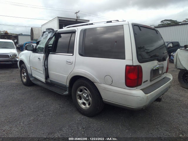 Lincoln Navigator 2002 5LMFU28R42LJ13926 Image 4
