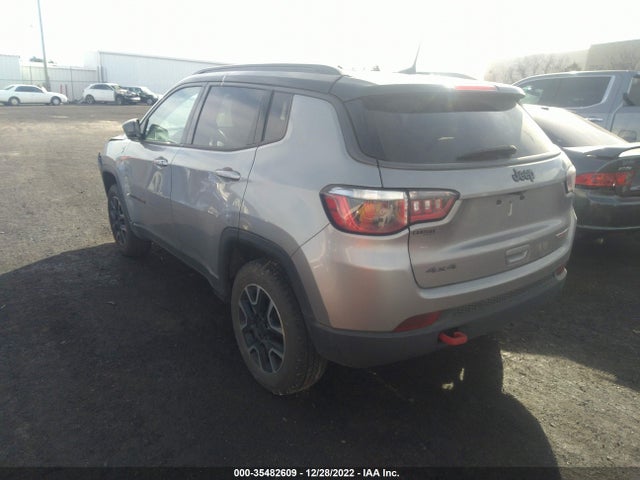2019 Jeep Compass, VIN: 3C4NJDDB5KT752627
