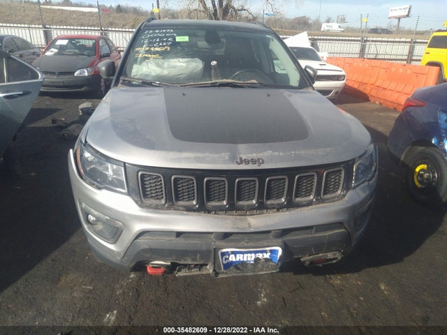 2019 Jeep Compass, VIN: 3C4NJDDB5KT752627