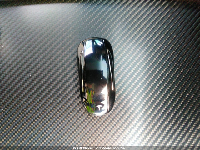 2018 Tesla Model X, VIN: 5YJXCBE41JF142986