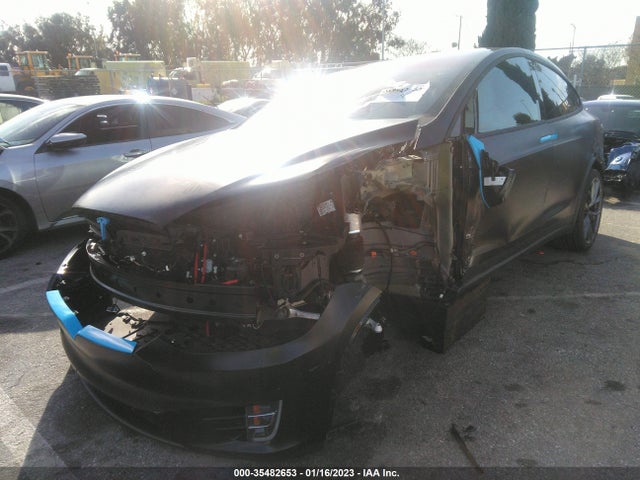 2018 Tesla Model X, VIN: 5YJXCBE41JF142986