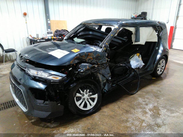 KIA SOUL LX 2020 KNDJ23AU0L7089551 Image 2