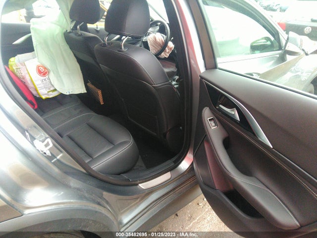 2018 Infiniti QX30, VIN: SJKCH5CRXJA055609