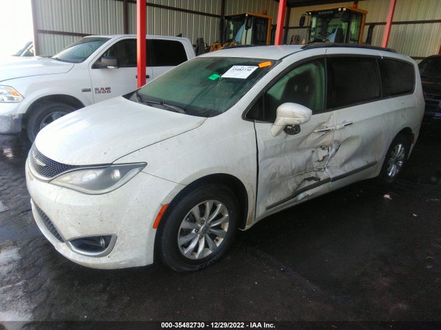 2C4RC1BG5KR612928 Chrysler Pacifica Touring L