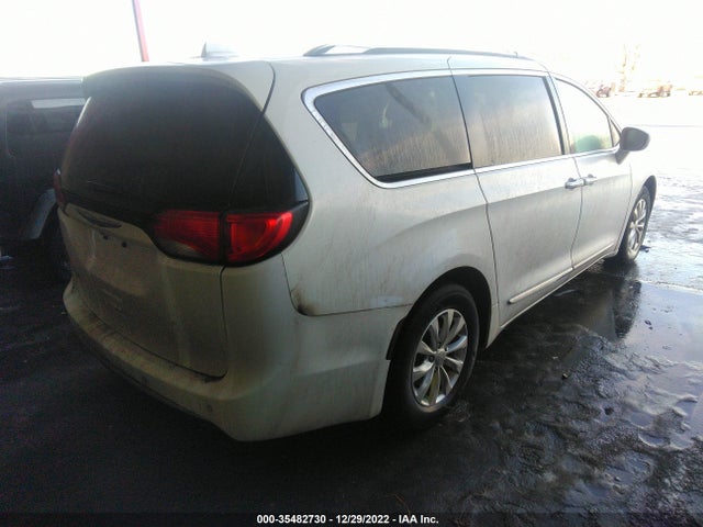 2C4RC1BG5KR612928 Chrysler Pacifica Touring L