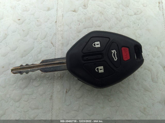 JA32U2FU0CU028377 Mitsubishi LANCER ES