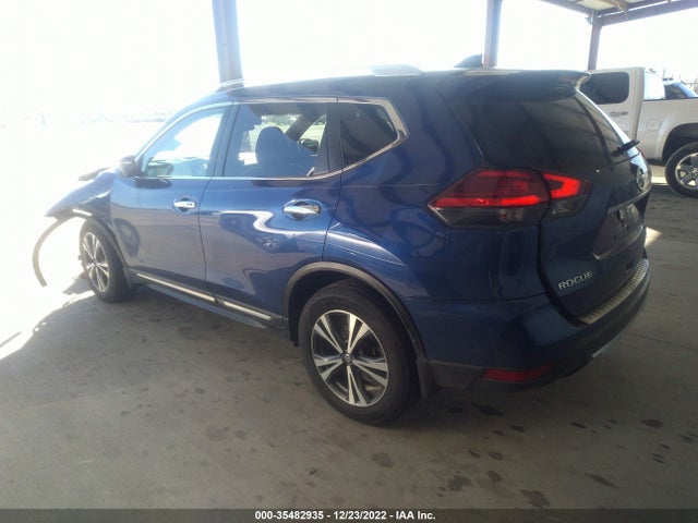2017 NISSAN ROGUE SL VIN: 5N1AT2MT3HC760618