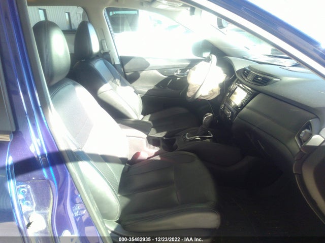 2017 NISSAN ROGUE SL VIN: 5N1AT2MT3HC760618
