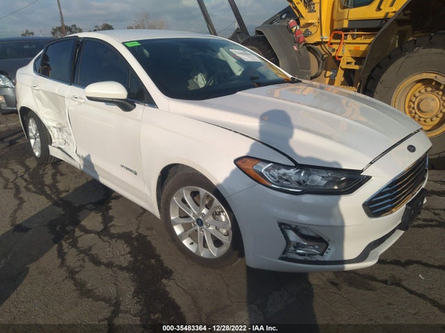 2019 Ford Fusion, VIN: 3FA6P0LU5KR114718