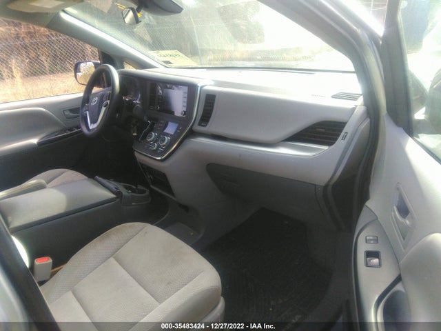2018 TOYOTA SIENNA L VIN: 5TDZZ3DC0JS931633