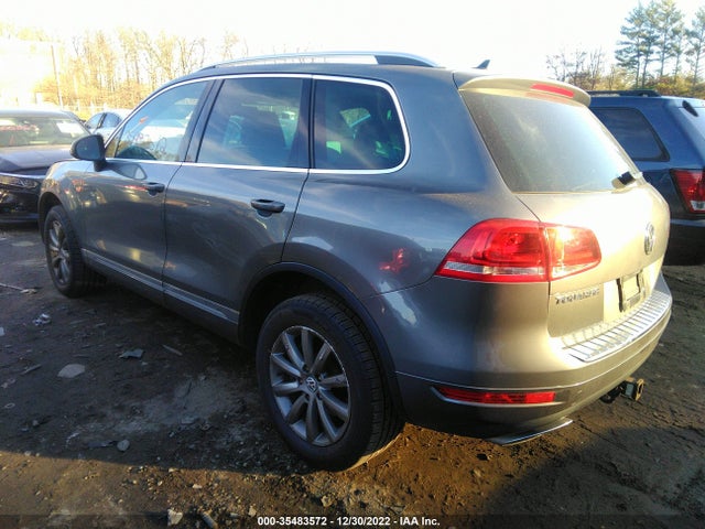 Volkswagen Touareg 2011 WVGFF9BP5BD000946 Image 5