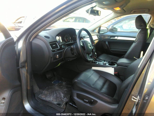 Volkswagen Touareg 2011 WVGFF9BP5BD000946 Image 7