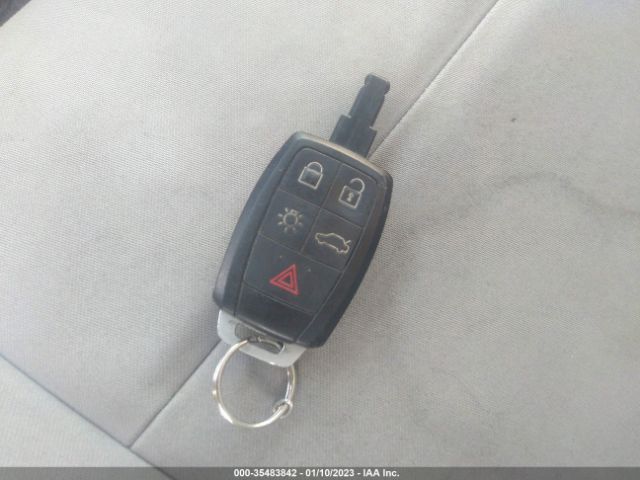 YV1390MW7A2576640 Volvo V50