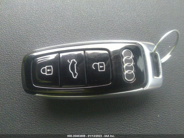 WA1AVAF11KD008304 Audi Q8 PREMIUM