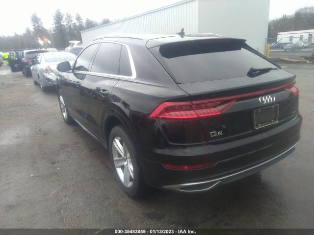 WA1AVAF11KD008304 Audi Q8 PREMIUM