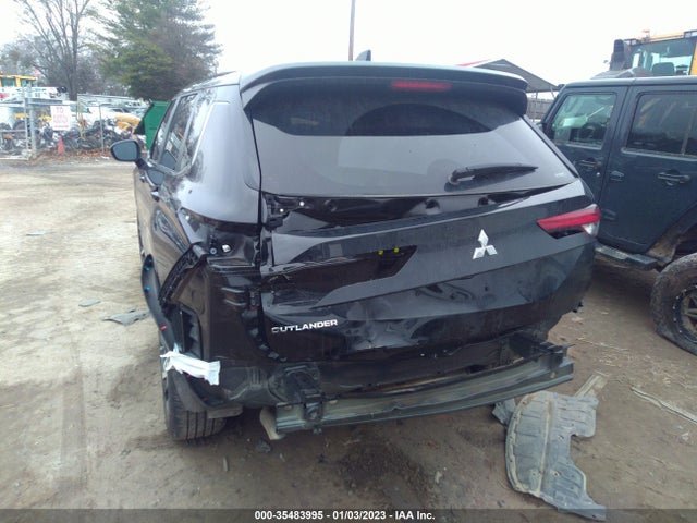 JA4J4TA83NZ052444 Mitsubishi Outlander Es