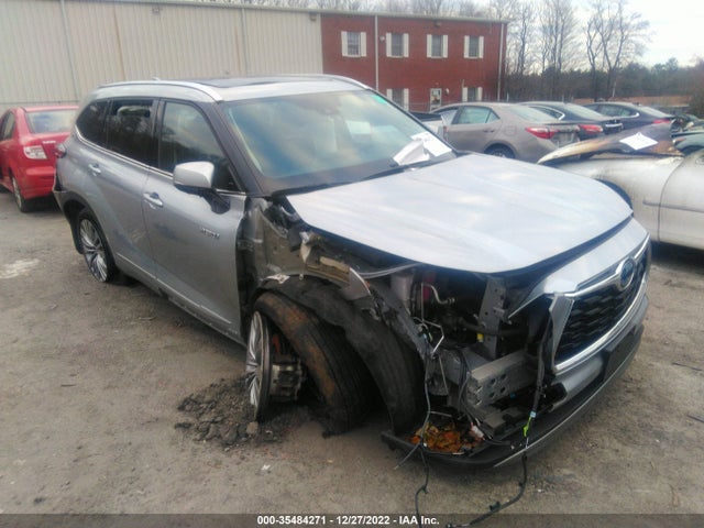 2021 Toyota Highlander, VIN: 5TDEBRCH4MS023614