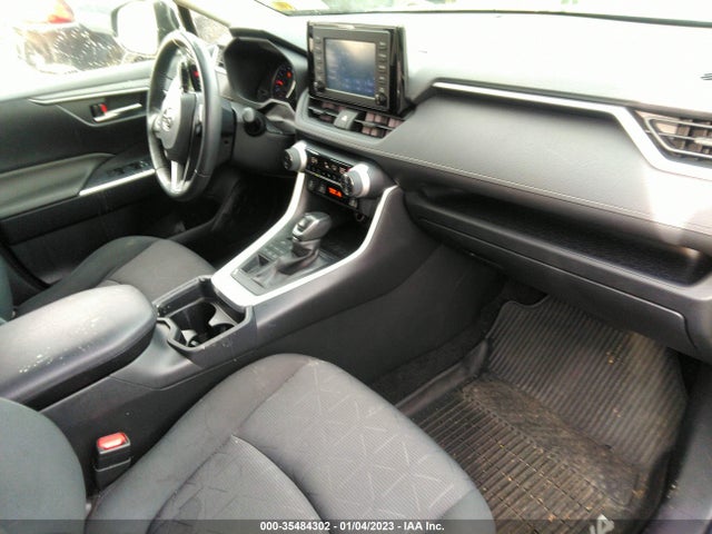 2019 TOYOTA RAV4 XLE VIN: JTMP1RFV1KJ005000