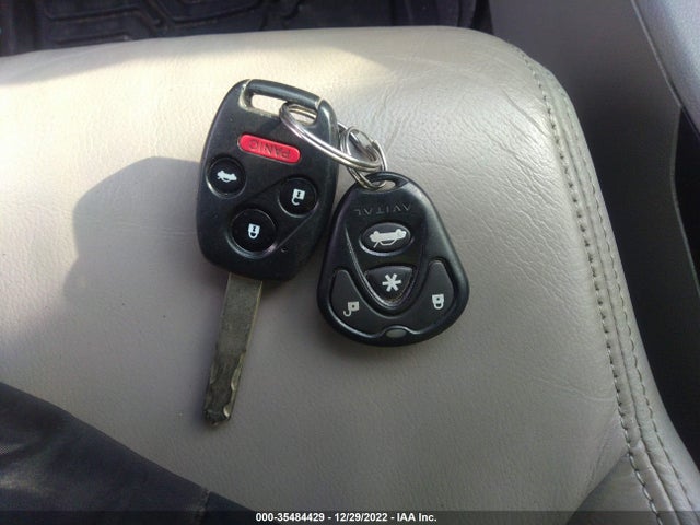 2012 HONDA CIVIC SDN EX-L VIN: 19XFB2F93CE348683