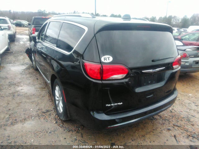 Chrysler Pacifica Touring L 2019 аукцион фото