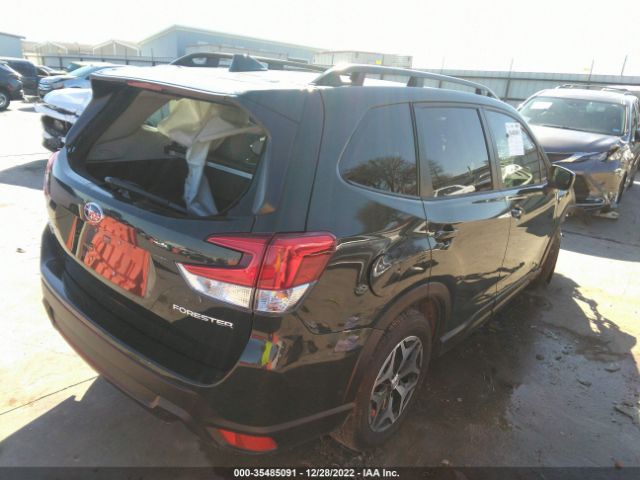 JF2SKAEC4NH496328 Subaru Forester Premium