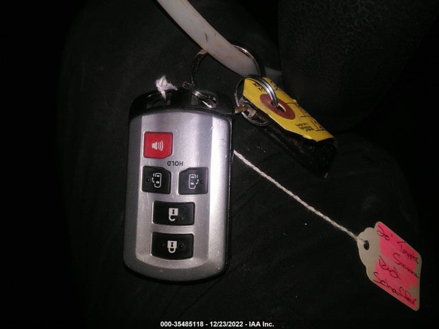 2020 Toyota Sienna, VIN: 5TDKZ3DC0LS030413