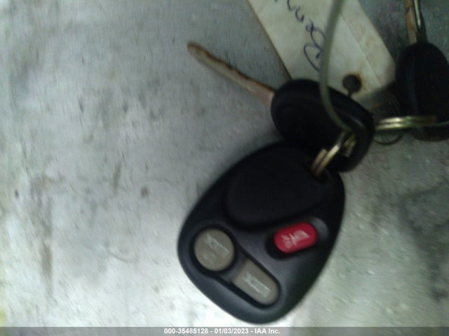 GMC YUKON DENALI 2002 1GKEK63U92J138686 Image 3