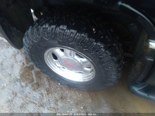 GMC YUKON DENALI 2002 1GKEK63U92J138686 Image 8