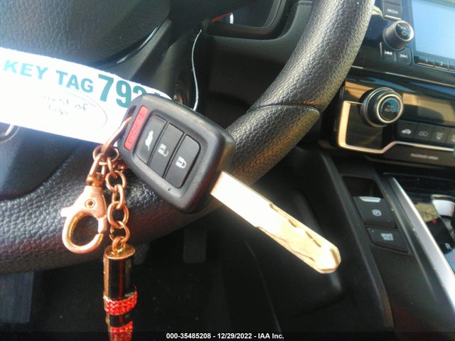 Honda CR-V LX 2019 2HKRW6H39KH209119 Image 11