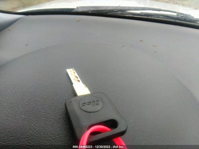 Audi TT 2000 TRUTC28N7Y1061289 Image 3