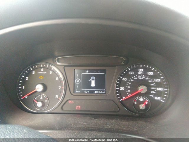 5XYPGDA30GG127071 KIA SORENTO LX