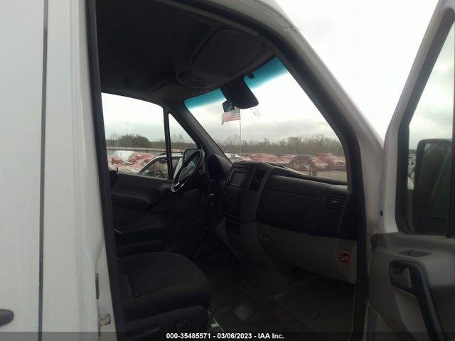 2015 MERCEDES-BENZ SPRINTER CARGO VANS VIN: WD3PE7DC3F5979161