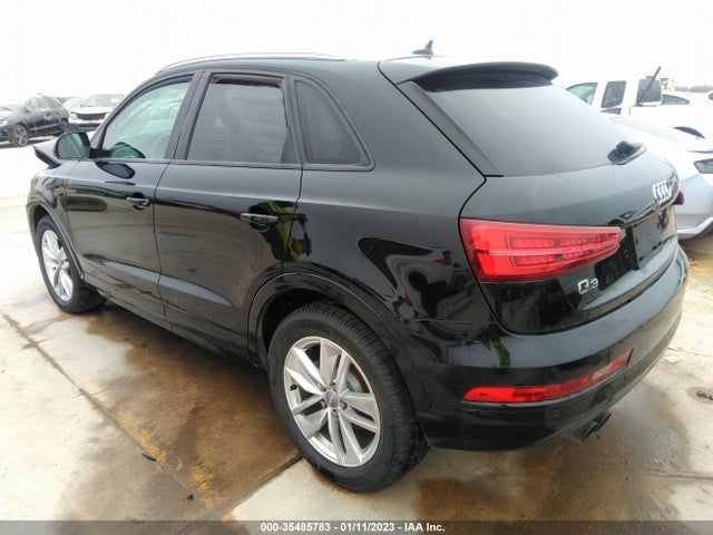 WA1BCCFS3HR010968 Audi Q3 PREMIUM