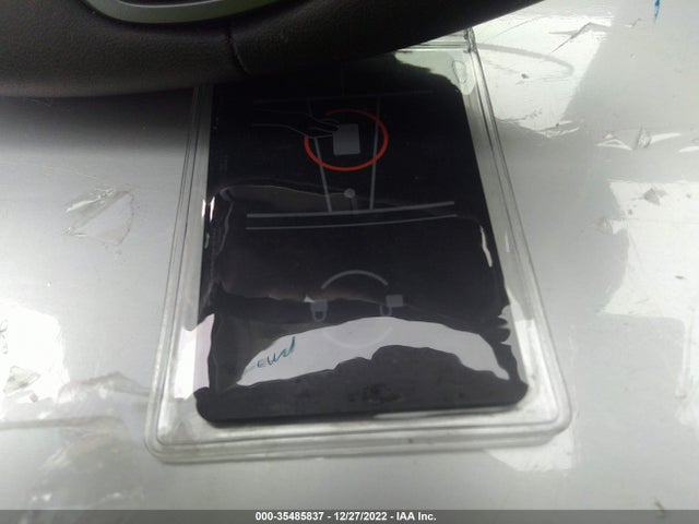Tesla Model Y 2021 5YJYGDED3MF124210 Image 11