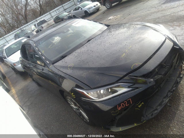 2019 Lexus ES, VIN: JTHB21B11K2000383