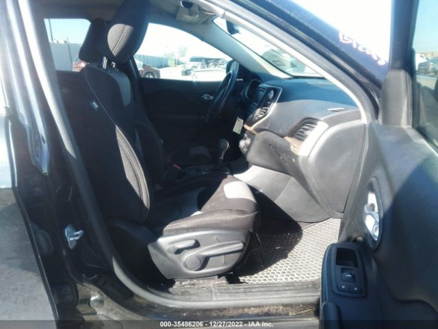 1C4PJLASXGW376113 Jeep Cherokee Altitude