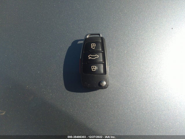 2015 Audi Q3, VIN: WA1BFCFS6FR010242