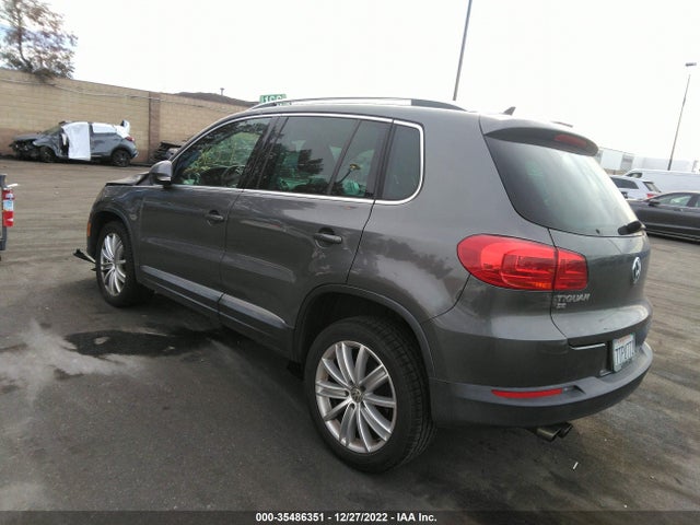 2016 VOLKSWAGEN TIGUAN SE VIN: WVGAV7AX5GW579032