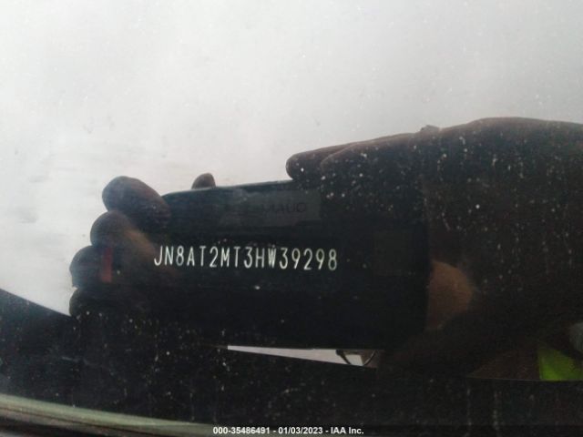 JN8AT2MT3HW392982 Nissan Rogue Sl